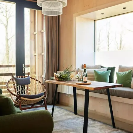 펜션 Cozy Forest Retreat For Two *