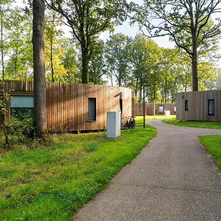 Cozy Forest Retreat For Two 펜션